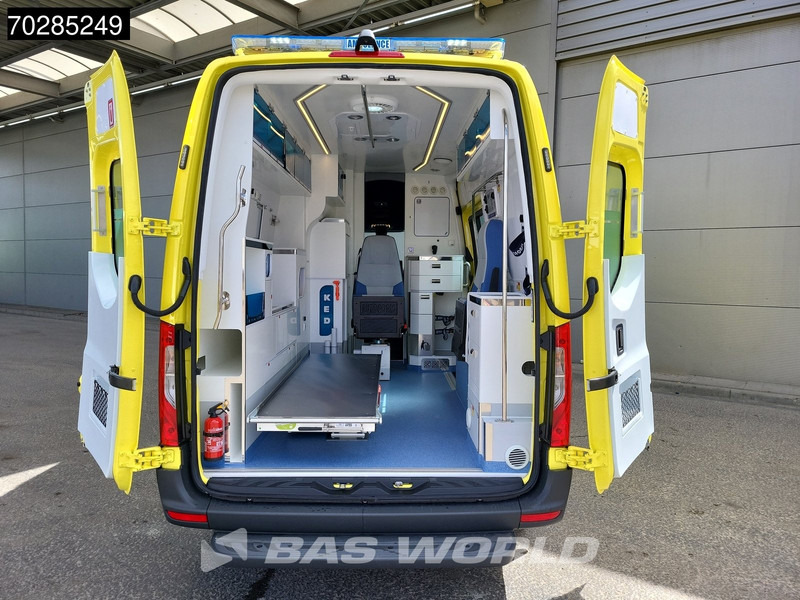 Mercedes-Benz Sprinter 319 CDI Automaat Nieuw! Complete Ambulance Ziekenwagen Rettungswagen Krankenwagen 11m3 Airco Cruise control - سيارة إسعاف: صور 3 Mercedes-Benz Sprinter 319 CDI Automaat Nieuw! Complete Ambulance Ziekenwagen Rettungswagen Krankenwagen 11m3 Airco Cruise control - سيارة إسعاف: صور 3