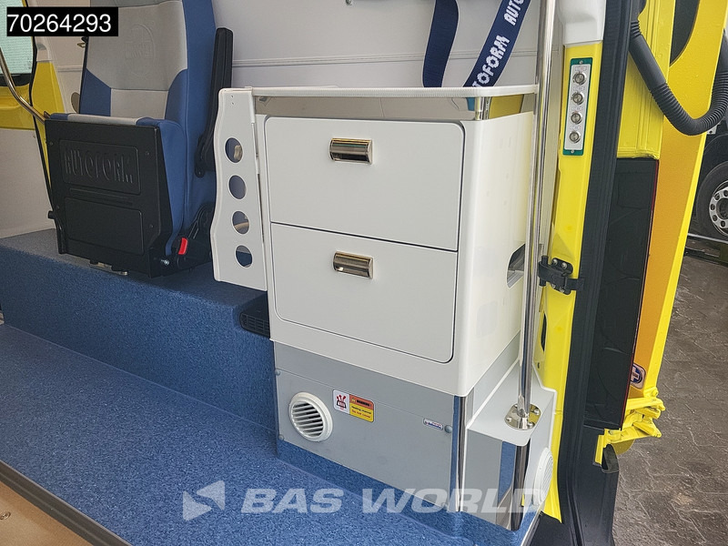 تأجير Mercedes-Benz Sprinter 319 CDI Automaat Nieuw! Complete Ambulance Ziekenwagen Rettungswagen Krankenwagen Airco Mercedes-Benz Sprinter 319 CDI Automaat Nieuw! Complete Ambulance Ziekenwagen Rettungswagen Krankenwagen Airco: صور 12