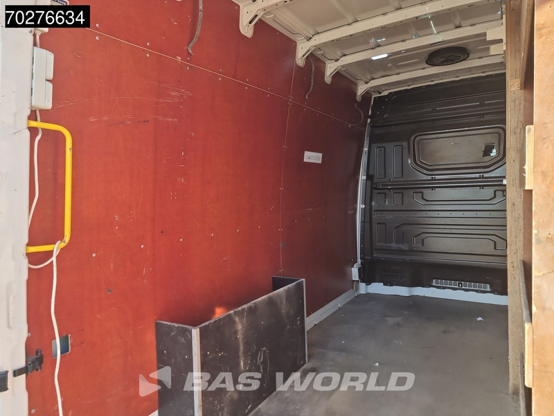 فان Volkswagen Crafter 177pk Automaat L3H3 Trekhaak Navi Camera Parkeersensoren Airco Cruise L2H2 12Airco Trekhaak Cruise control: صور 7