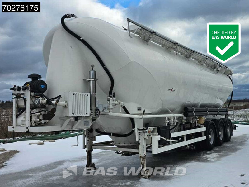 SPITZER SF2755/4P 3 axles 55 m3 Liftachse - نصف مقطورة صهريج: صور 1 SPITZER SF2755/4P 3 axles 55 m3 Liftachse - نصف مقطورة صهريج: صور 1