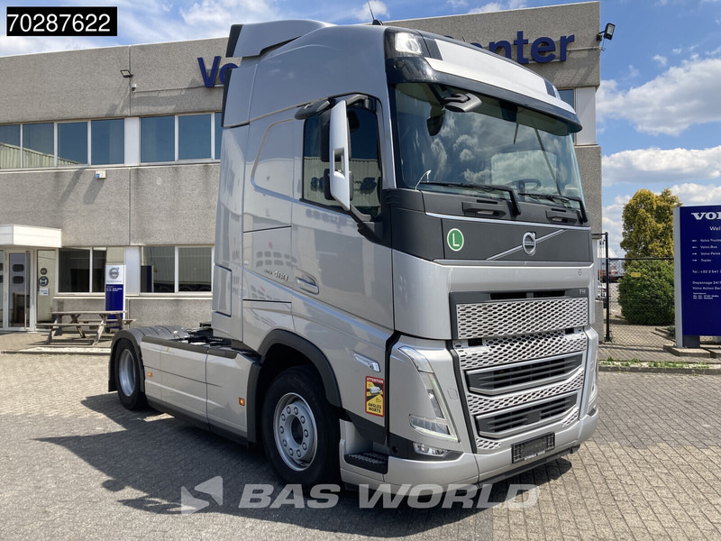 Volvo FH 460 4X2 2x Tanks VEB+ ACC I-Park Cool Navi Euro 6 - شاحنة جرار: صور 3 Volvo FH 460 4X2 2x Tanks VEB+ ACC I-Park Cool Navi Euro 6 - شاحنة جرار: صور 3