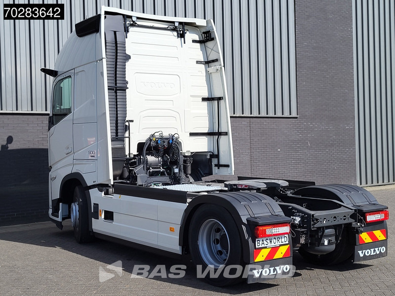 Volvo FH 500 4X2 NEW! Aero XL TC Retarder I-Parkcool 2x Tanks ACC - شاحنة جرار: صور 2 Volvo FH 500 4X2 NEW! Aero XL TC Retarder I-Parkcool 2x Tanks ACC - شاحنة جرار: صور 2