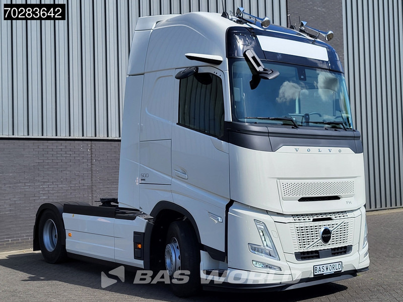 Volvo FH 500 4X2 NEW! Aero XL TC Retarder I-Parkcool 2x Tanks ACC - شاحنة جرار: صور 3 Volvo FH 500 4X2 NEW! Aero XL TC Retarder I-Parkcool 2x Tanks ACC - شاحنة جرار: صور 3