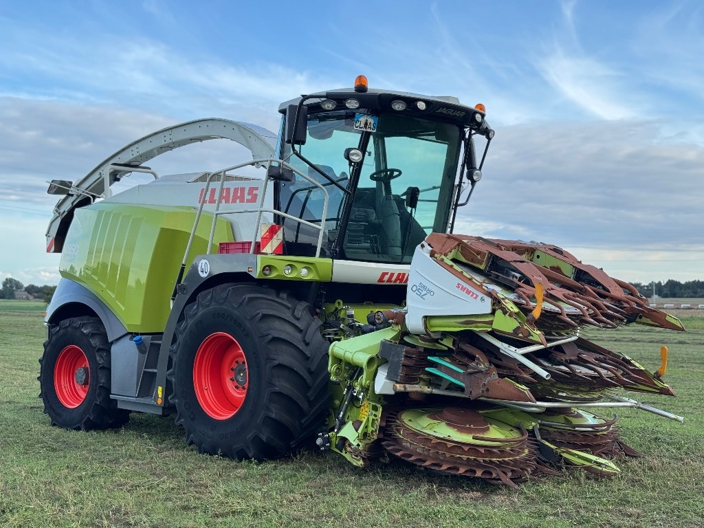 Claas Jaguar 950 Allrad + Claas Orbis 750  - حصادة الأعلاف: صور 1 Claas Jaguar 950 Allrad + Claas Orbis 750  - حصادة الأعلاف: صور 1