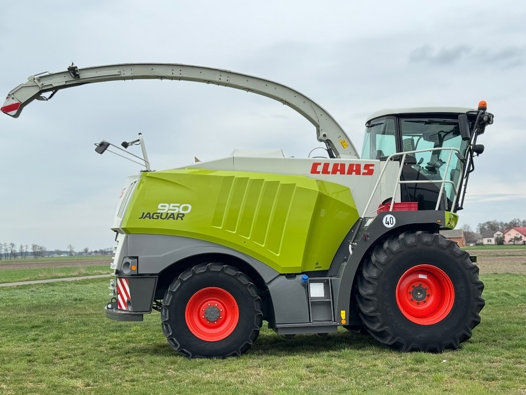 Claas Jaguar 950 Allrad - حصادة الأعلاف: صور 4 Claas Jaguar 950 Allrad - حصادة الأعلاف: صور 4