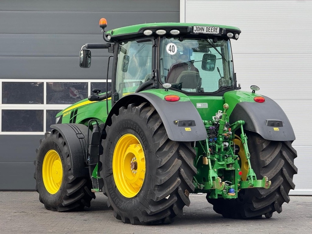 John Deere 8400 R - جرار: صور 5 John Deere 8400 R - جرار: صور 5