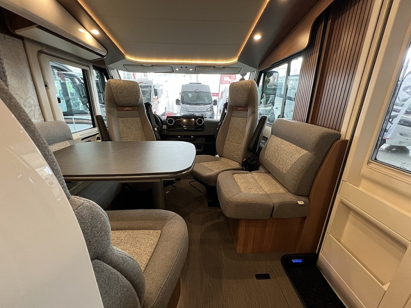 Carthago C2 Tourer I 148 RB-QB "K" - موتر هوم متكامل: صور 5 Carthago C2 Tourer I 148 RB-QB "K" - موتر هوم متكامل: صور 5