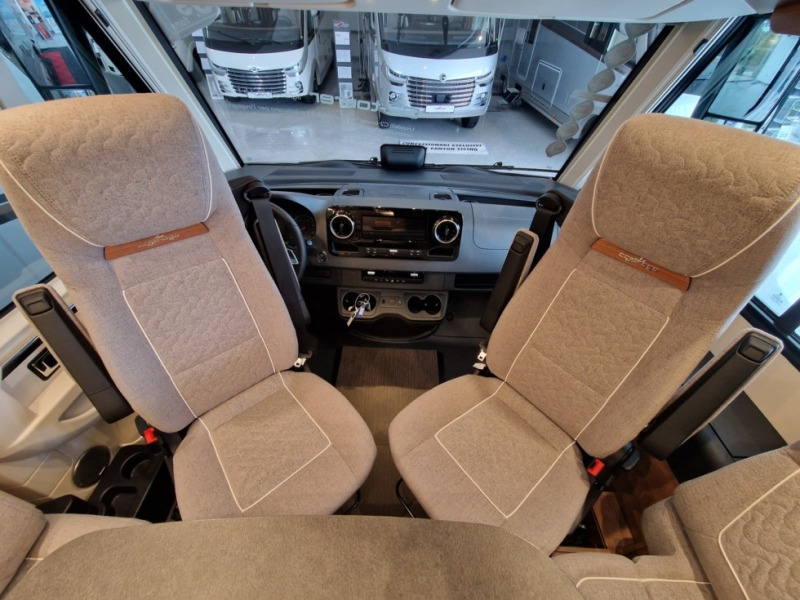 Carthago Carthago C2 Tourer I Mercedes 145 RB-LE - موتر هوم متكامل: صور 5 Carthago Carthago C2 Tourer I Mercedes 145 RB-LE - موتر هوم متكامل: صور 5