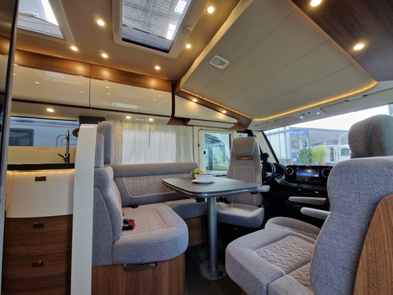 Carthago Carthago C2 Tourer I Mercedes 145 RB-LE - موتر هوم متكامل: صور 4 Carthago Carthago C2 Tourer I Mercedes 145 RB-LE - موتر هوم متكامل: صور 4