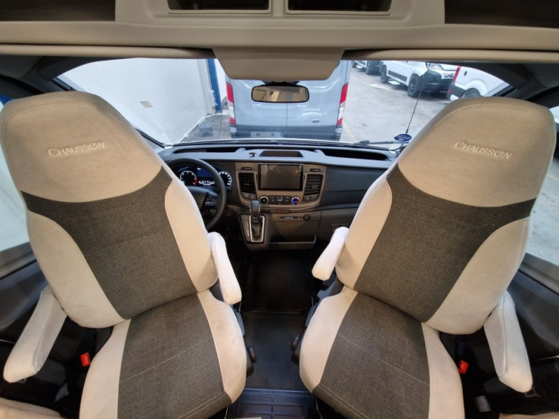 Chausson 788 Titanium Ultimate Ford M24 - موتر هوم شبه متكامل: صور 5 Chausson 788 Titanium Ultimate Ford M24 - موتر هوم شبه متكامل: صور 5