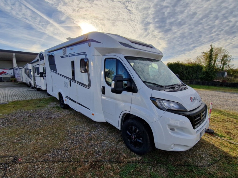 Etrusco T 7400 SBC - موتر هوم شبه متكامل: صور 1 Etrusco T 7400 SBC - موتر هوم شبه متكامل: صور 1