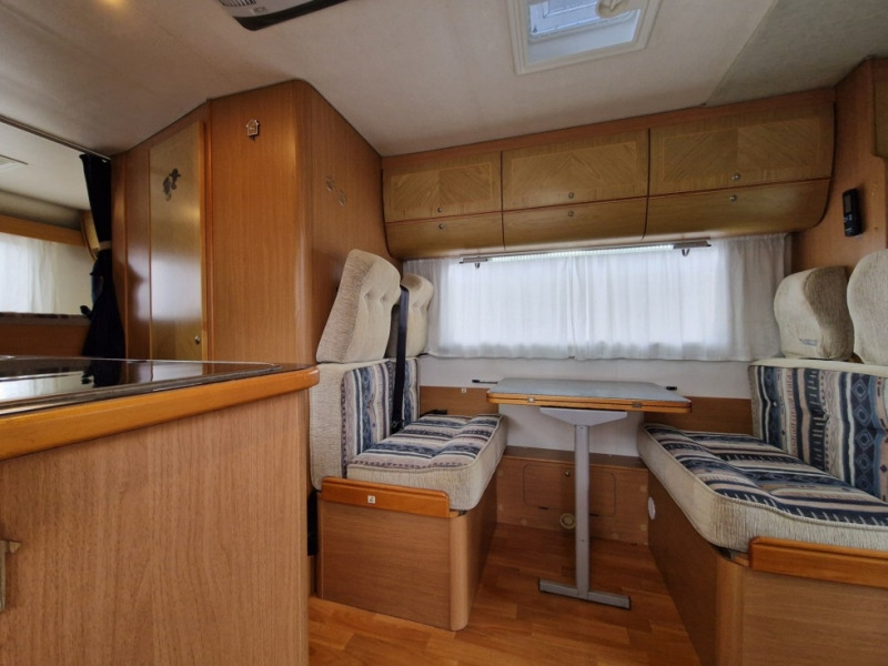 Mobilvetta Icaro P 5 - موتر هوم شبه متكامل: صور 4 Mobilvetta Icaro P 5 - موتر هوم شبه متكامل: صور 4