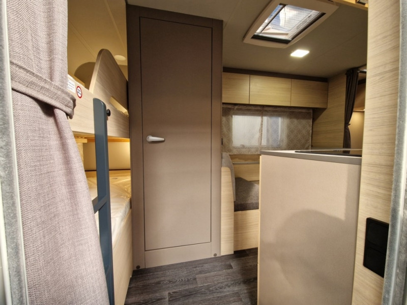 Weinsberg CaraCito 470 QDK - كرفان سحب: صور 5 Weinsberg CaraCito 470 QDK - كرفان سحب: صور 5