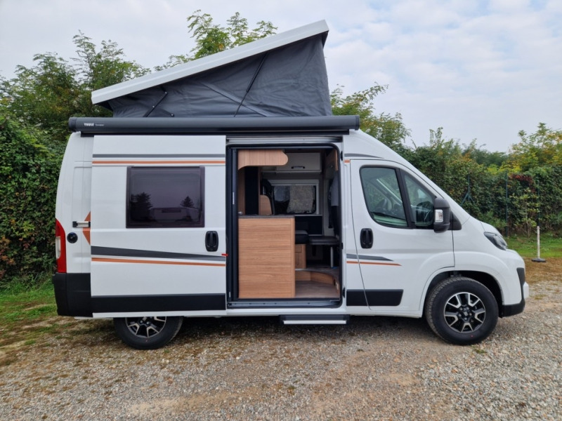 Weinsberg Carabus 540 MQ Edition Fire - كرفان فان: صور 3 Weinsberg Carabus 540 MQ Edition Fire - كرفان فان: صور 3