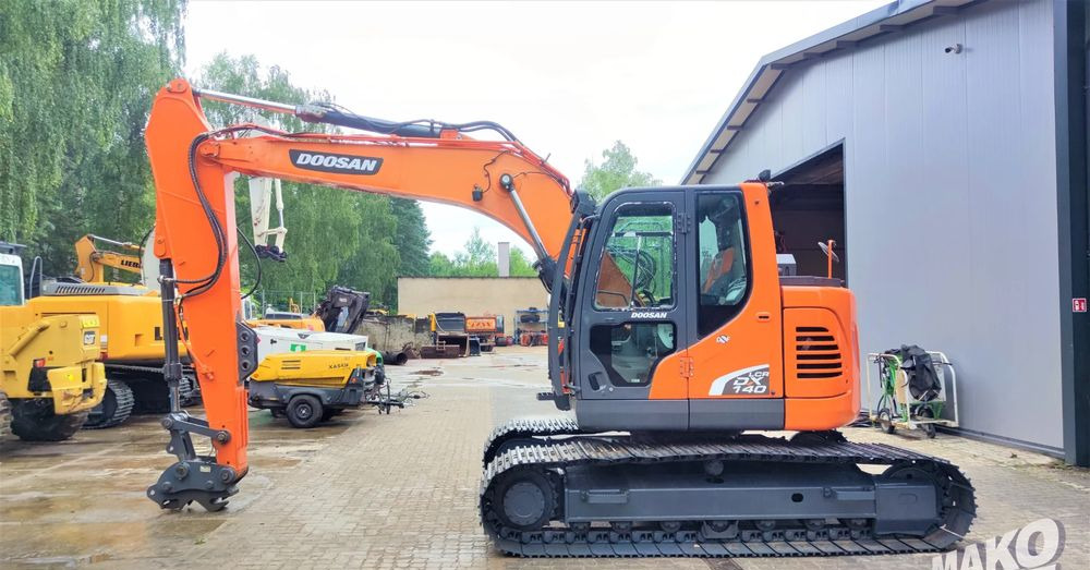 Doosan DX140LCR-5 - حفارات زحافة: صور 1 Doosan DX140LCR-5 - حفارات زحافة: صور 1