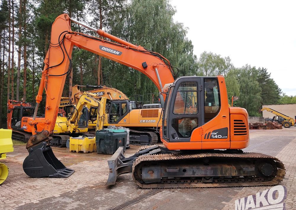 Doosan DX140LCR - حفارات زحافة: صور 1 Doosan DX140LCR - حفارات زحافة: صور 1