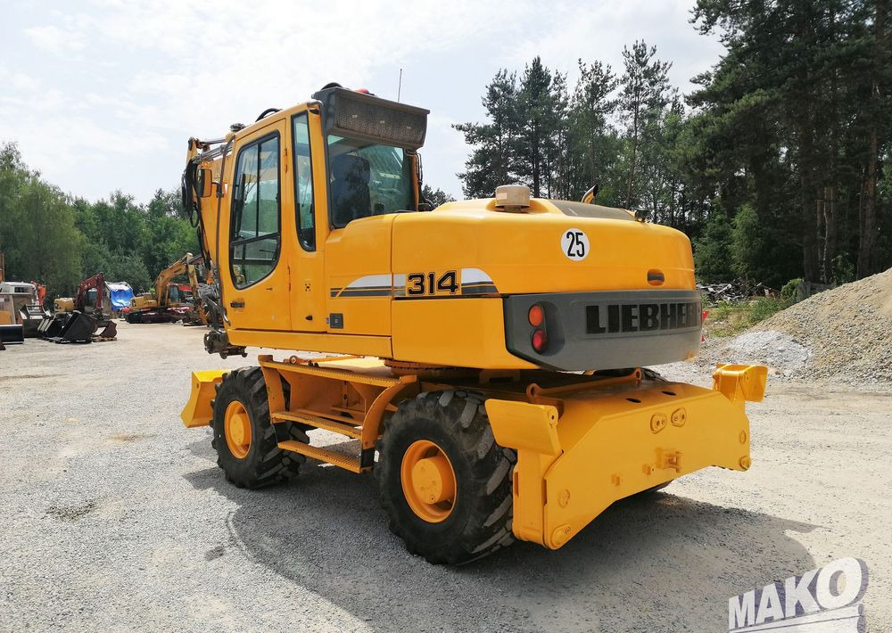 Liebherr A 314 Litronic - حفارة على عجلات: صور 3 Liebherr A 314 Litronic - حفارة على عجلات: صور 3