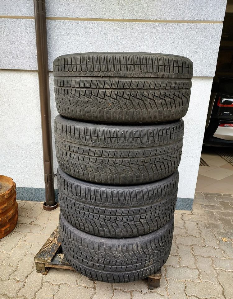 Opony zimowe Hankook Winter i*cept evo2 SUV 295/35R23 108W M+S - الإطارات - سيارة: صور 1 Opony zimowe Hankook Winter i*cept evo2 SUV 295/35R23 108W M+S - الإطارات - سيارة: صور 1