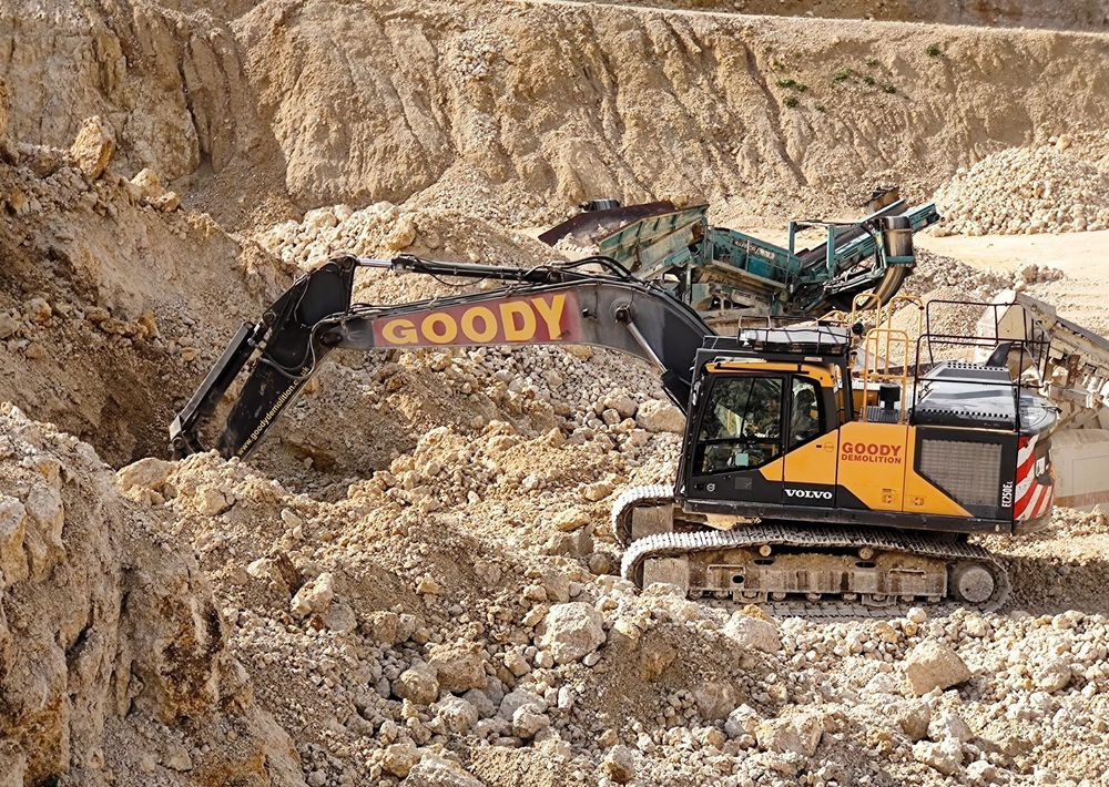 Volvo EC 250 EL - حفارات زحافة: صور 2 Volvo EC 250 EL - حفارات زحافة: صور 2