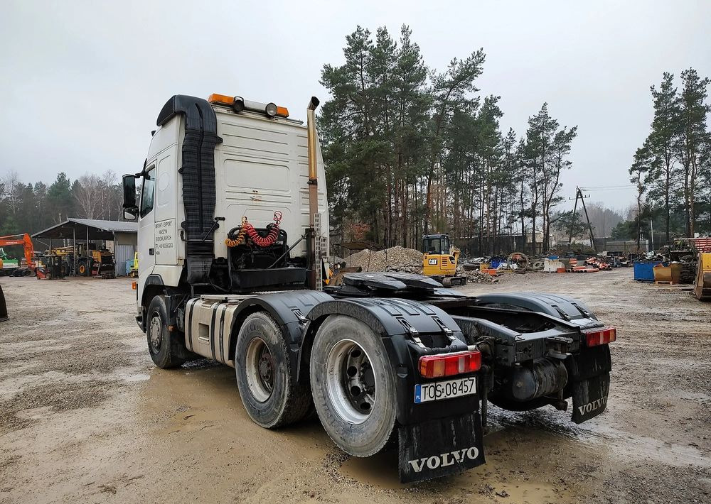 Volvo FH 13 480 - شاحنة جرار: صور 3 Volvo FH 13 480 - شاحنة جرار: صور 3