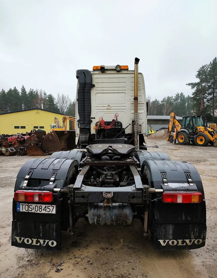 Volvo FH 13 480 - شاحنة جرار: صور 4 Volvo FH 13 480 - شاحنة جرار: صور 4