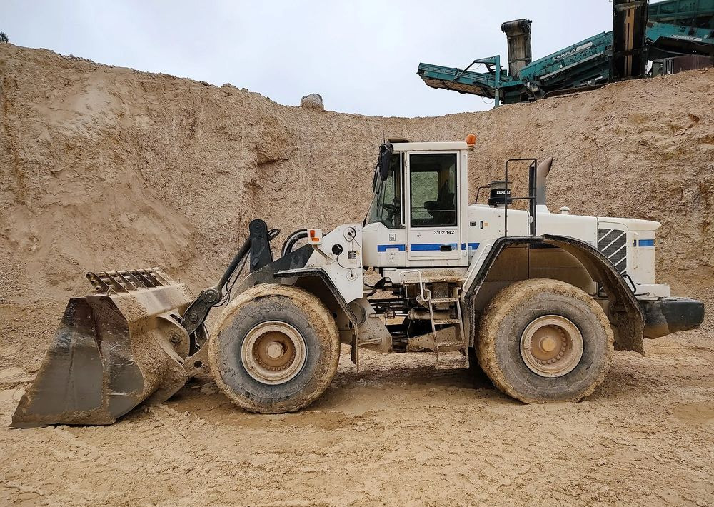 Volvo L180E - اللودر بعجل: صور 2 Volvo L180E - اللودر بعجل: صور 2