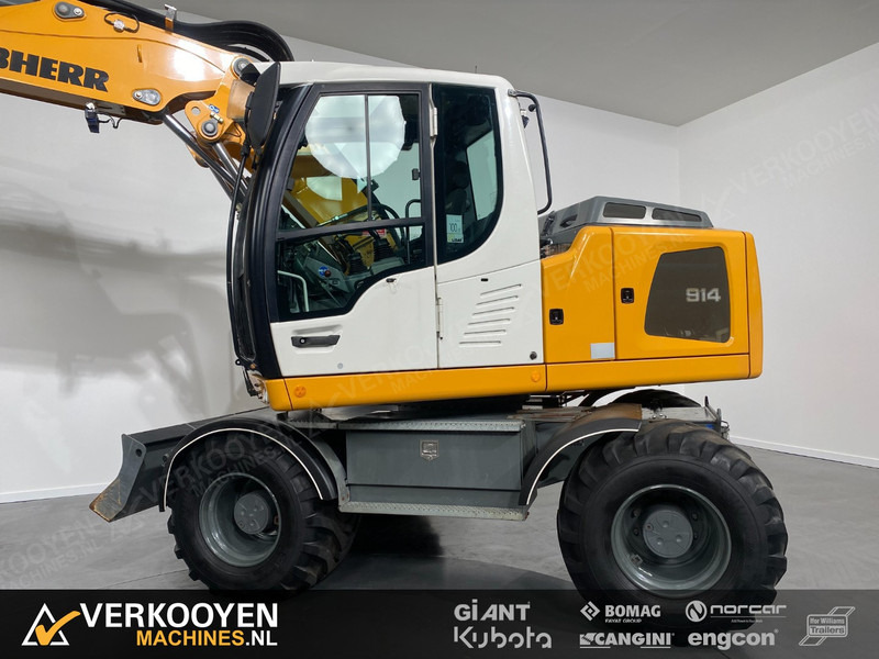 Liebherr A914-Li - حفارة على عجلات: صور 4 Liebherr A914-Li - حفارة على عجلات: صور 4