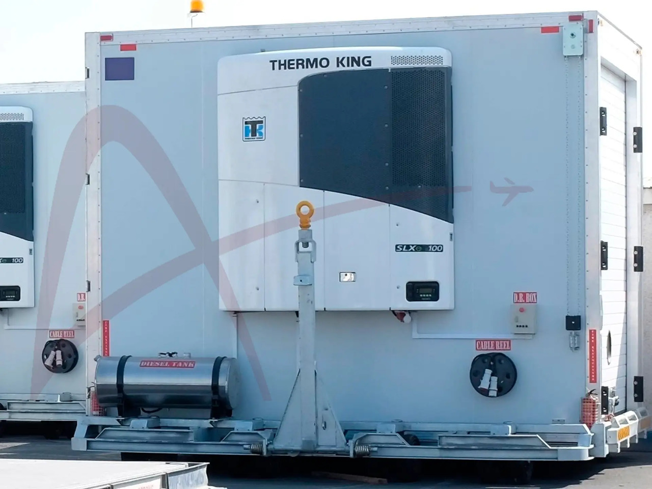 AVIACO TK SLXi200 - جسم السيارة - ثلاجة: صور 2 AVIACO TK SLXi200 - جسم السيارة - ثلاجة: صور 2