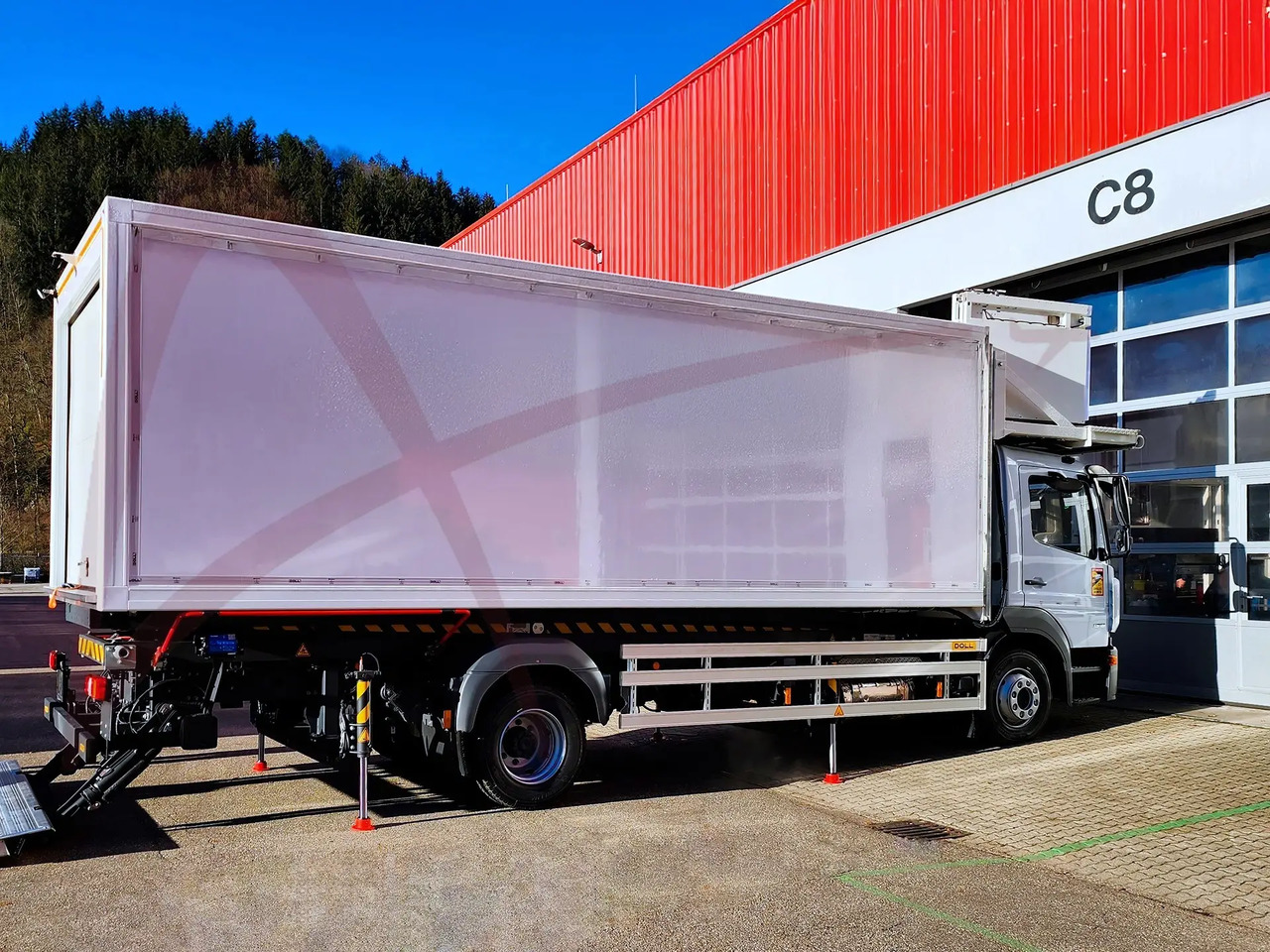 DOLL X-CLEAN M FULL SIZE Cleaning Lift - شاحنة خدمة المراحيض: صور 1 DOLL X-CLEAN M FULL SIZE Cleaning Lift - شاحنة خدمة المراحيض: صور 1