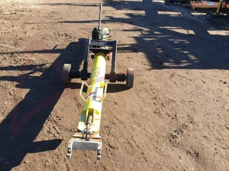 FLADUNG FSST DASH 8 - معدات الدعم الأرضي: صور 4 FLADUNG FSST DASH 8 - معدات الدعم الأرضي: صور 4