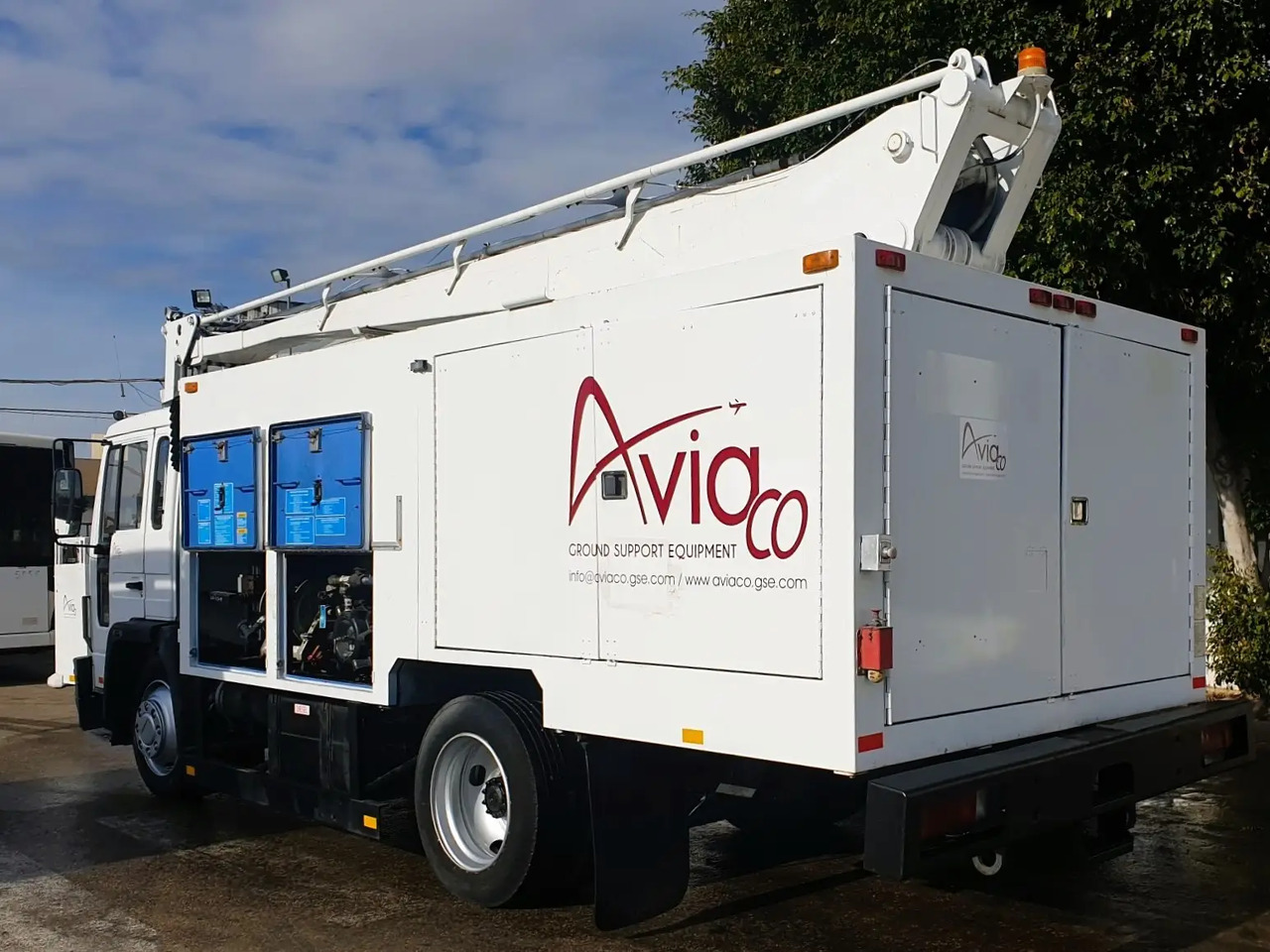 FMC SMD-1200 - ماكينة إزالة الجليد عن الطائرات: صور 1 FMC SMD-1200 - ماكينة إزالة الجليد عن الطائرات: صور 1