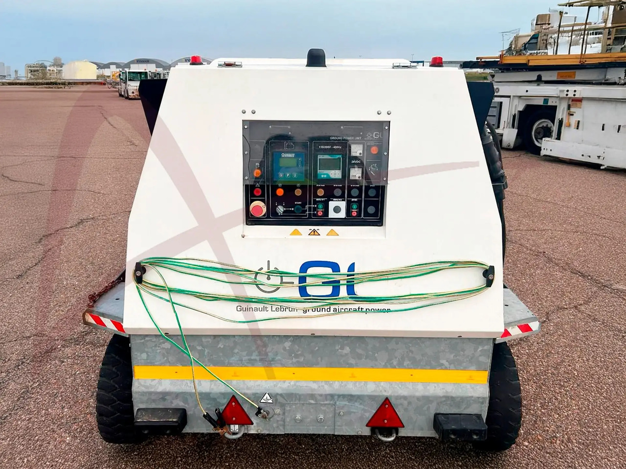 GUINAULT GA-100 V221100 28 - وحدة الطاقة الأرضية للطائرات: صور 2 GUINAULT GA-100 V221100 28 - وحدة الطاقة الأرضية للطائرات: صور 2