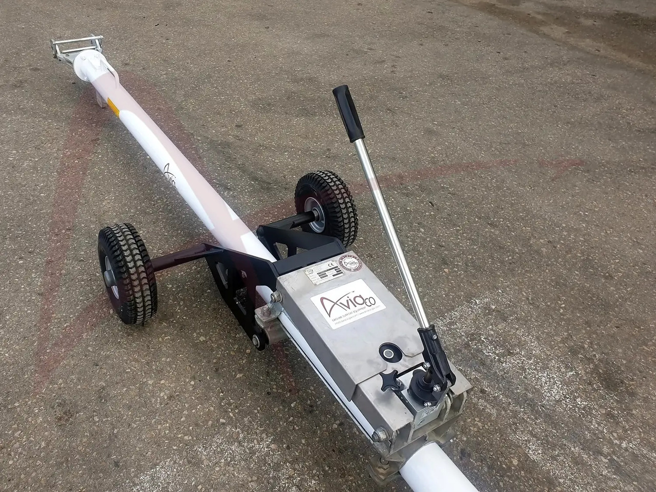 JMS J-TOW DASH8-4 - معدات الدعم الأرضي: صور 3 JMS J-TOW DASH8-4 - معدات الدعم الأرضي: صور 3