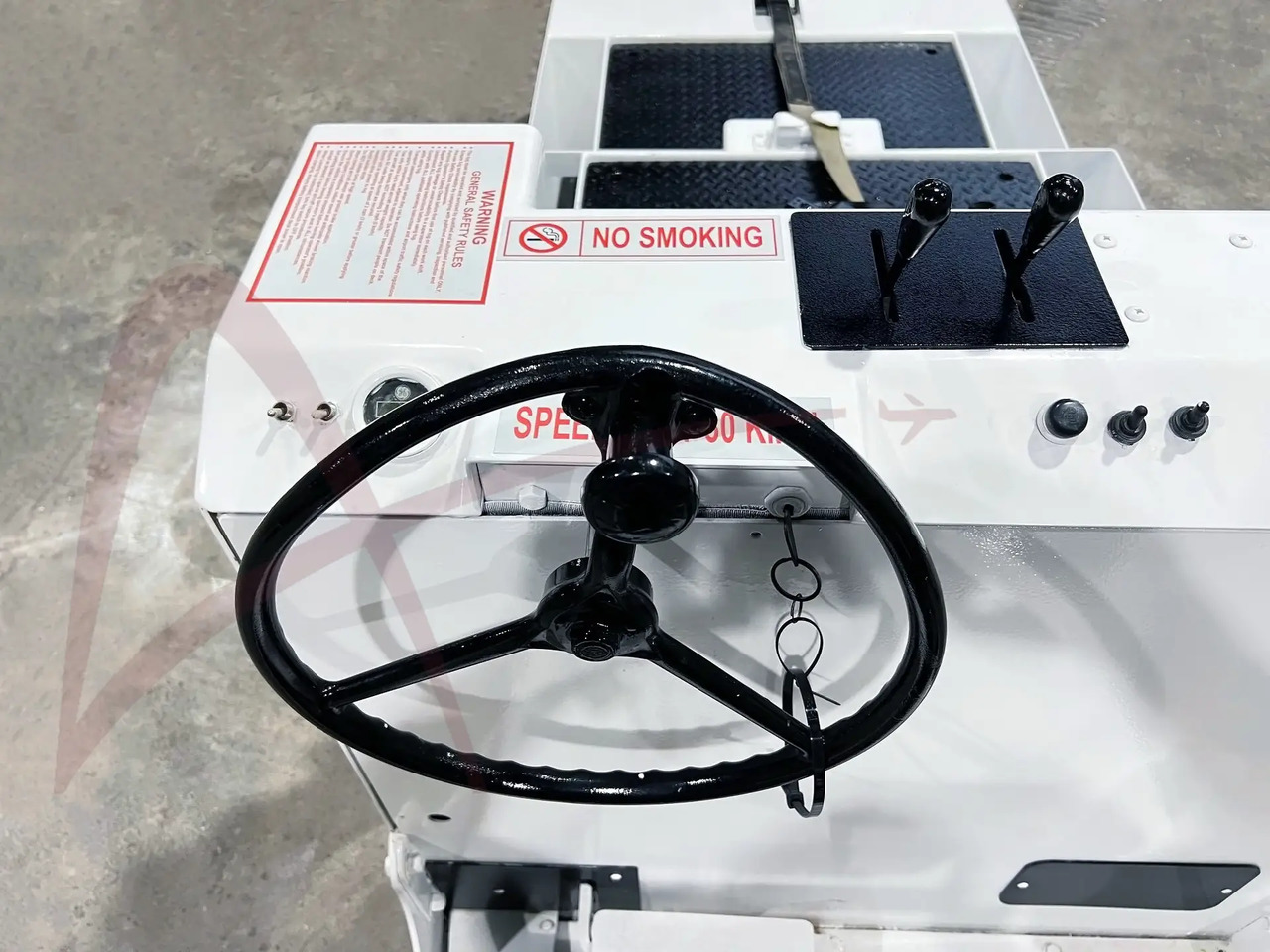 LEKTRO AP8600 - جرارات الطائرات: صور 3 LEKTRO AP8600 - جرارات الطائرات: صور 3