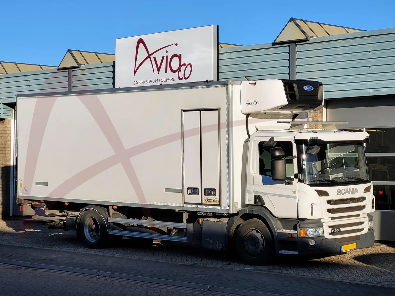 SCANIA P250 - بصندوق مغلق شاحنة: صور 1 SCANIA P250 - بصندوق مغلق شاحنة: صور 1