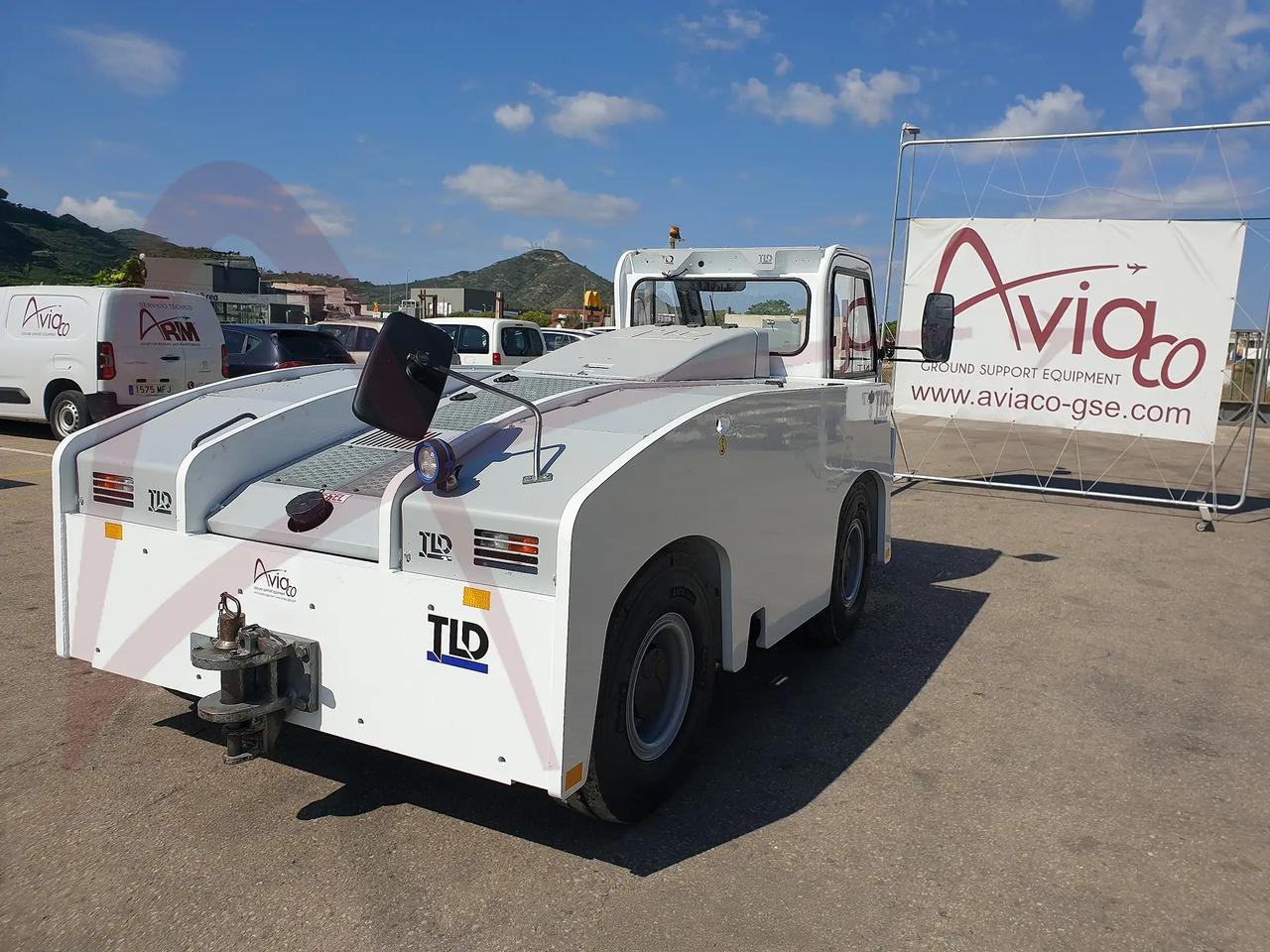 TLD TMX150/9 - جرارات الطائرات: صور 4 TLD TMX150/9 - جرارات الطائرات: صور 4