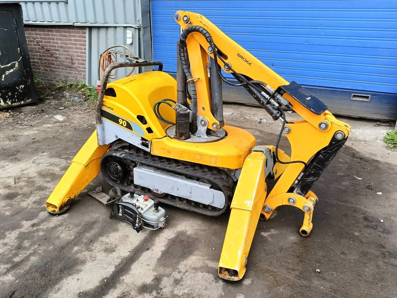 Brokk 90 husqvarna robot remote excavator digger - حفارات زحافة: صور 1 Brokk 90 husqvarna robot remote excavator digger - حفارات زحافة: صور 1