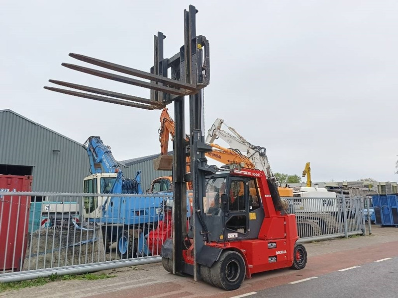 MORA M 100 C 10 ton heftrucl forklift stapler lpg gas - رافعة شوكية تعمل بالغاز: صور 2 MORA M 100 C 10 ton heftrucl forklift stapler lpg gas - رافعة شوكية تعمل بالغاز: صور 2