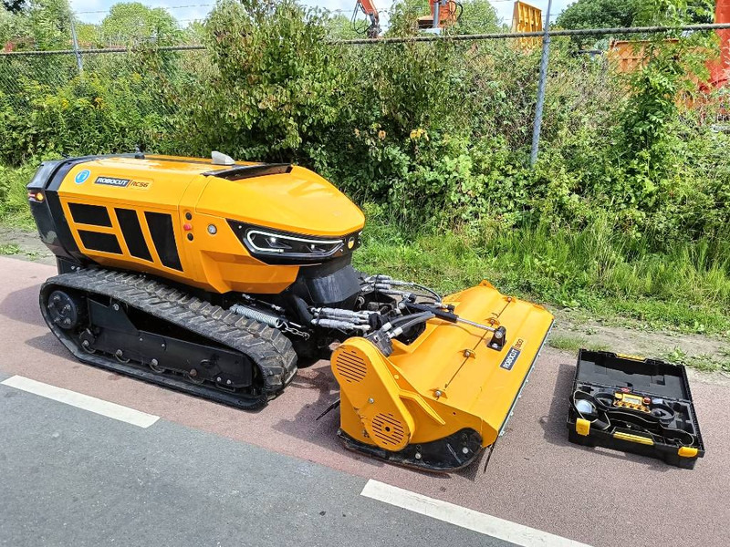 McConnel Robocut RC56 robot remote maaier mower 1200kg - جزازة: صور 5 McConnel Robocut RC56 robot remote maaier mower 1200kg - جزازة: صور 5