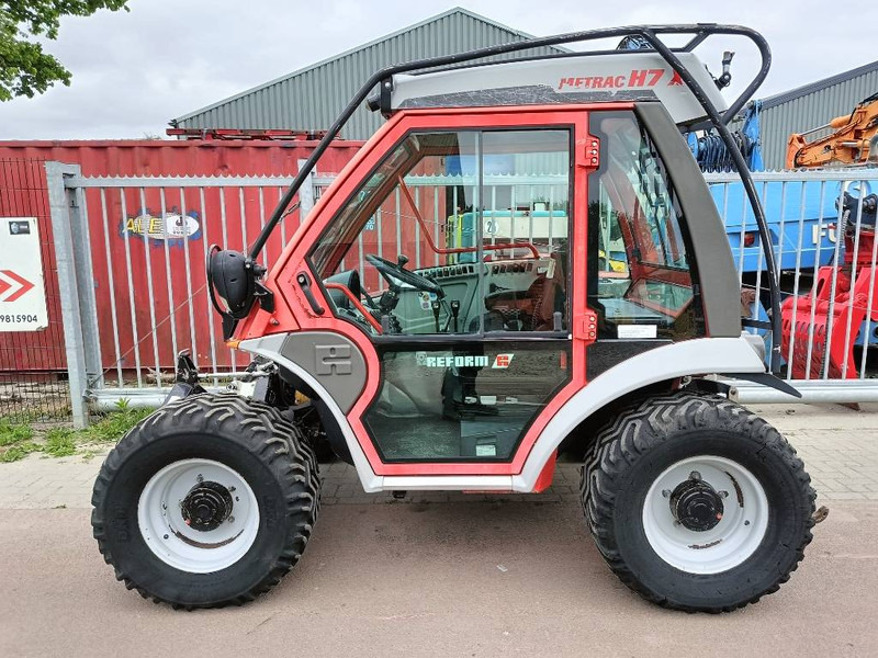 Reform Metrac H7 X maaier werktuigdrager 51kw 3,4 ton pto - جرار صغير: صور 2 Reform Metrac H7 X maaier werktuigdrager 51kw 3,4 ton pto - جرار صغير: صور 2