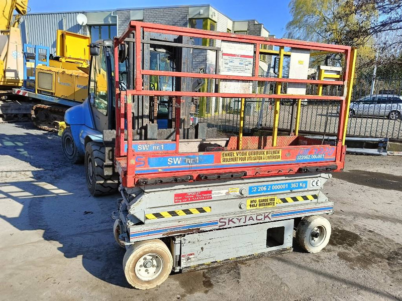 Skyjack SJ III 3220 6,1 m hoogwerker hi lift schaarlift - رافعات مقصية: صور 1 Skyjack SJ III 3220 6,1 m hoogwerker hi lift schaarlift - رافعات مقصية: صور 1