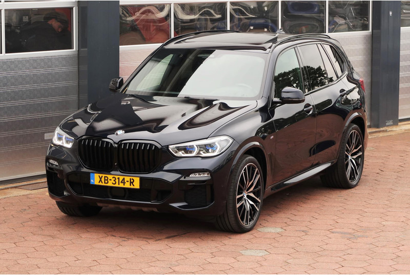 BMW X5 xDrive30d High Executive M SPORT/ PANO/ LUCHT/ HEAD-UP/ H&K/ LASER - سيارة دفع رباعي: صور 3 BMW X5 xDrive30d High Executive M SPORT/ PANO/ LUCHT/ HEAD-UP/ H&K/ LASER - سيارة دفع رباعي: صور 3