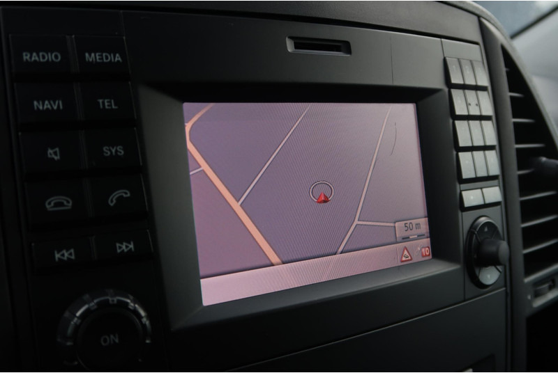 Mercedes-Benz Vito 119 CDI Lang DC/ LED/ CAM/ 2X SCHUIFDEUR/ STOELVERW/ CRUISE/ ETC. - فان المدمجة, الشاحنات الصغيرة كابينة مزدوجة: صور 5 Mercedes-Benz Vito 119 CDI Lang DC/ LED/ CAM/ 2X SCHUIFDEUR/ STOELVERW/ CRUISE/ ETC. - فان المدمجة, الشاحنات الصغيرة كابينة مزدوجة: صور 5