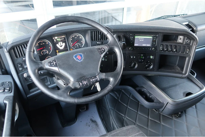 Scania R520 V8 RETARDER/ DIFF LOCK/ PARK AIRCO/ 2X TANK - شاحنة جرار: صور 2 Scania R520 V8 RETARDER/ DIFF LOCK/ PARK AIRCO/ 2X TANK - شاحنة جرار: صور 2