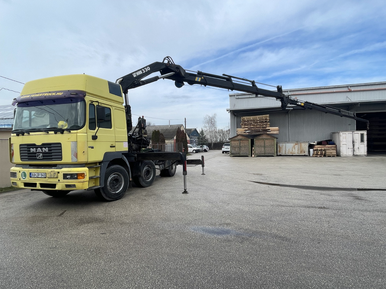 MAN F2000 413 6x2 Manual CRANE Hiab 330+jib 90 21m - شاحنة جرار: صور 5 MAN F2000 413 6x2 Manual CRANE Hiab 330+jib 90 21m - شاحنة جرار: صور 5