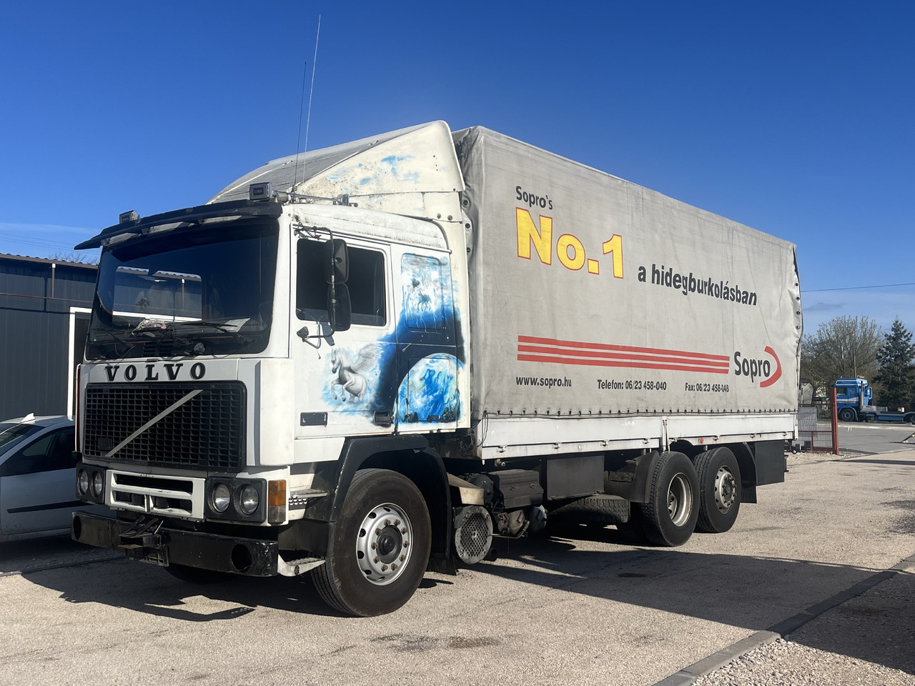 VOLVO F10 - شاحنة: صور 1 VOLVO F10 - شاحنة: صور 1