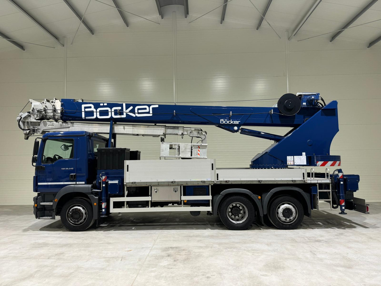Bocker AK 46/6000 - موبايل كرين: صور 1 Bocker AK 46/6000 - موبايل كرين: صور 1