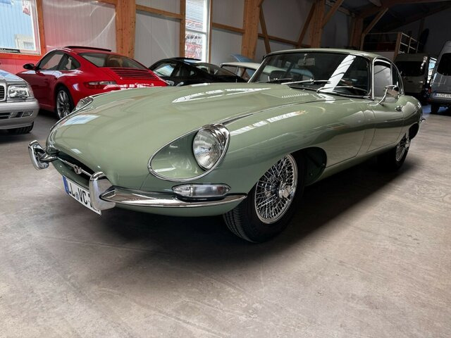 JAGUAR E-Type 4.2 Litre Serie 1.5 FHC Zustand 1... - سيارة: صور 1 JAGUAR E-Type 4.2 Litre Serie 1.5 FHC Zustand 1... - سيارة: صور 1