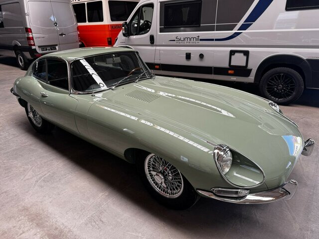 JAGUAR E-Type 4.2 Litre Serie 1.5 FHC Zustand 1... - سيارة: صور 3 JAGUAR E-Type 4.2 Litre Serie 1.5 FHC Zustand 1... - سيارة: صور 3