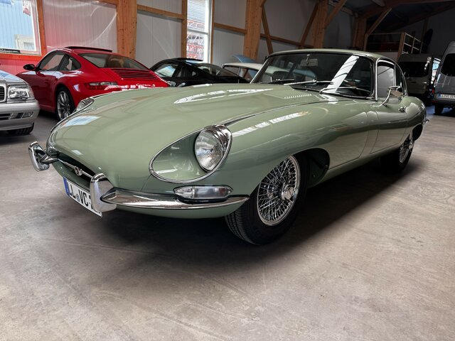 JAGUAR E-Type 4.2 Litre Serie 1.5 FHC Zustand 1 - سيارة: صور 1 JAGUAR E-Type 4.2 Litre Serie 1.5 FHC Zustand 1 - سيارة: صور 1